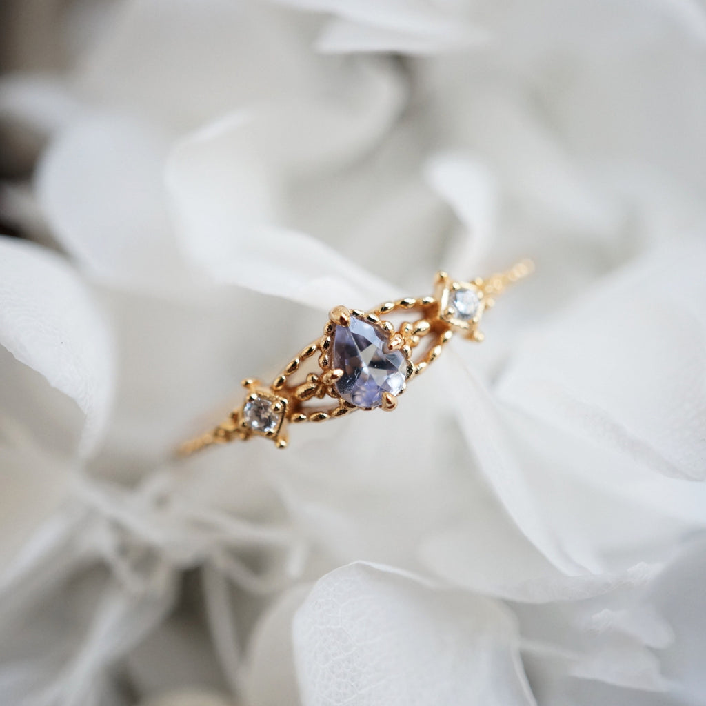 Vintage Hollow Ring with Natural Tanzanite Gemstone
