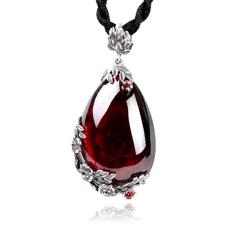 Natural Gemstone Pendant Necklace with Vintage Design