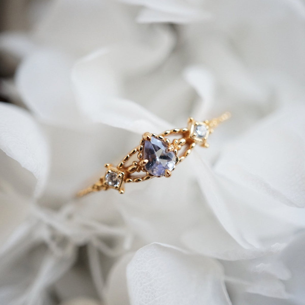 Vintage Hollow Ring with Natural Tanzanite Gemstone